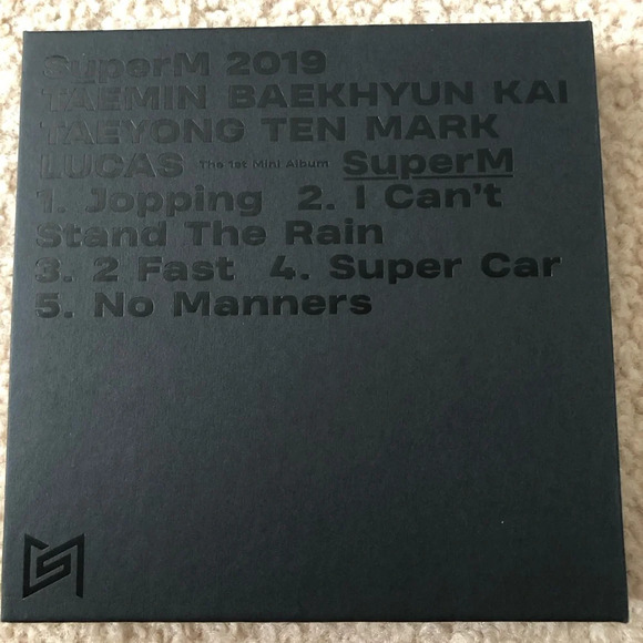 SuperM 1st Album United Version with Kai Photocard - Picture 6 of 10